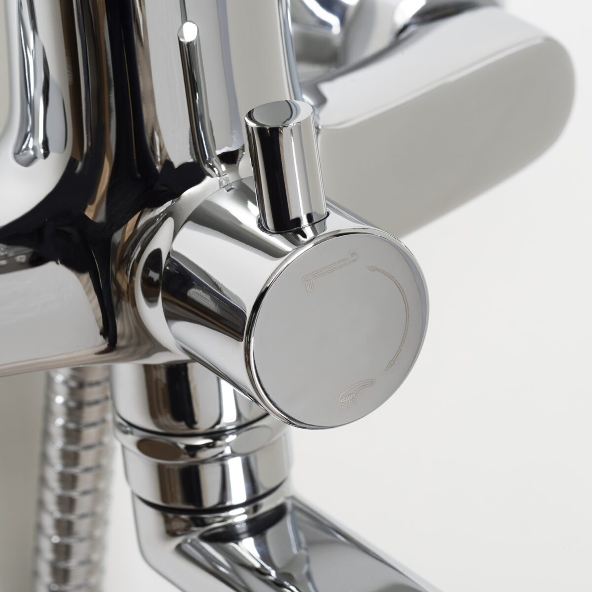 Смеситель для ванны Wasserkraft Isen 2602L — изображение 9