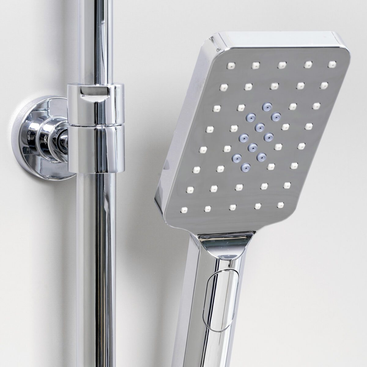 Душевая система с термостатическим смесителем Wasserkraft A19901 Thermo — изображение 5