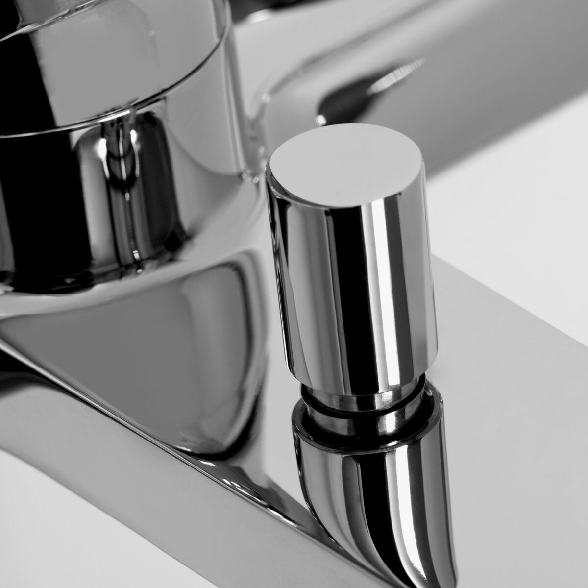 Смеситель для ванны Wasserkraft Dill 6101 — изображение 6