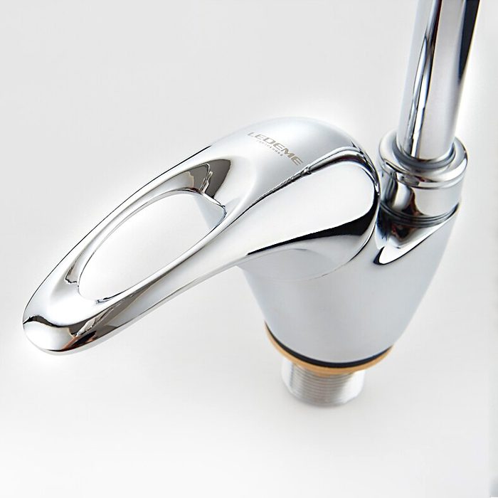 Пример онозахватного (онорычажного) смесителя.