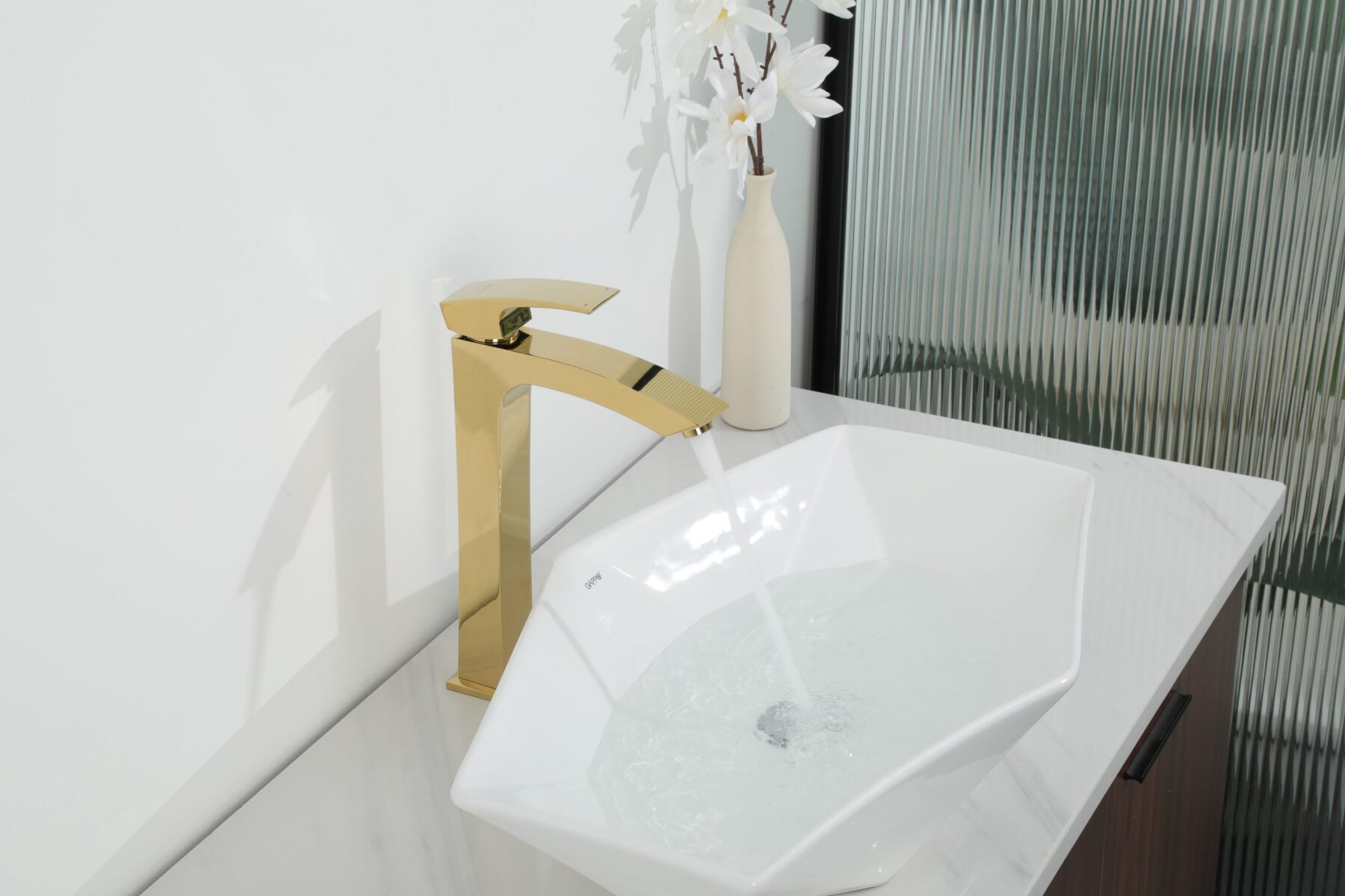 Смеситель для накладного умывальника Gappo G1007-32 — изображение 3