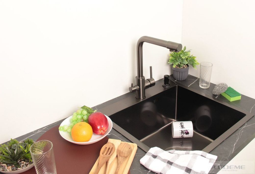 Смеситель для кухни под фильтр Ledeme L4055D-3 — изображение 4