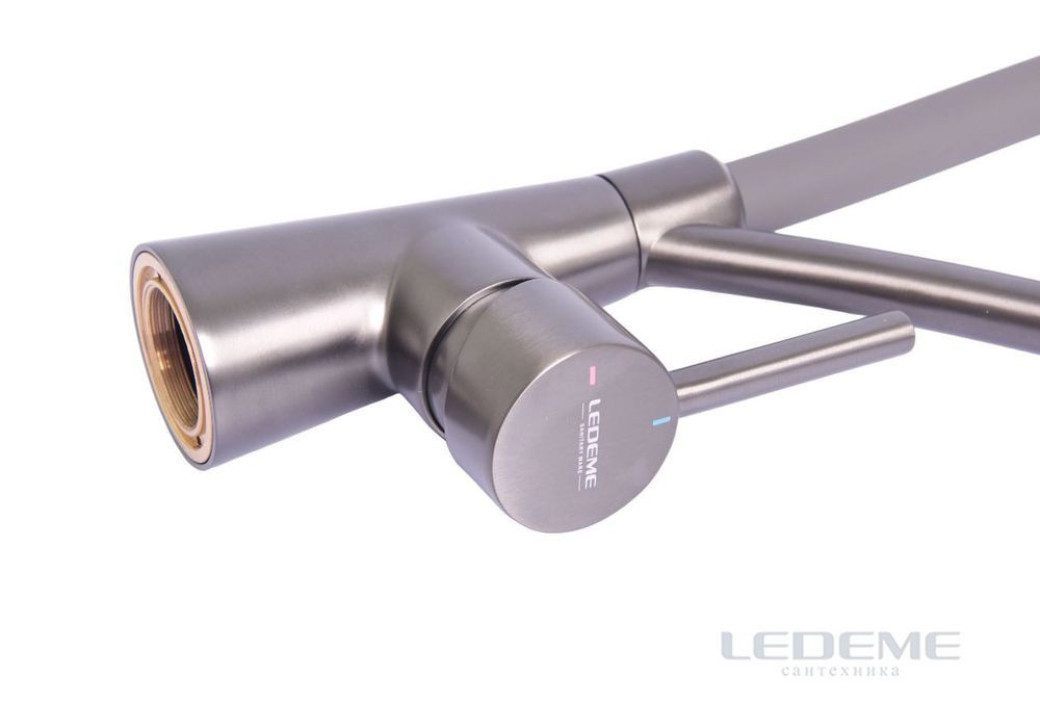 Смеситель для кухни с гибким изливом Ledeme L4399D-12 — изображение 3