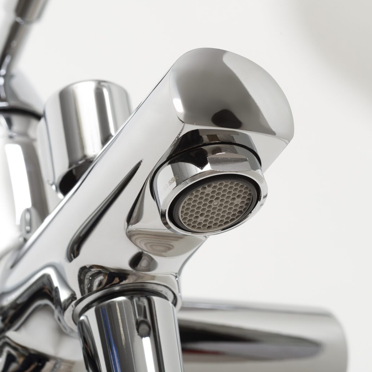 Смеситель для ванны Wasserkraft Main 4101 — изображение 12