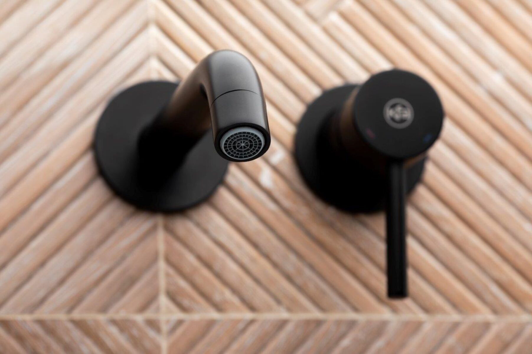 Смеситель скрытого монтажа для умывальника KFA Armatura MOZA 5039-810-81 — изображение 3