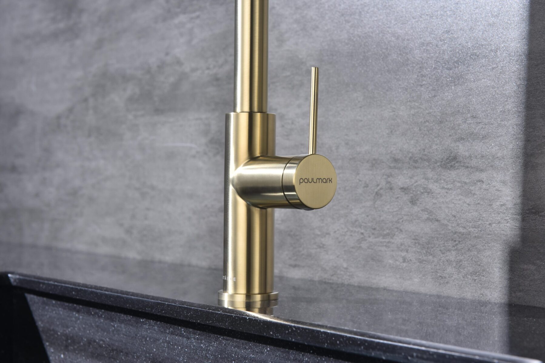 Смеситель для кухни под фильтр PAULMARK GALANT, светлое брашированное золото, Ga213077-SBG — изображение 7