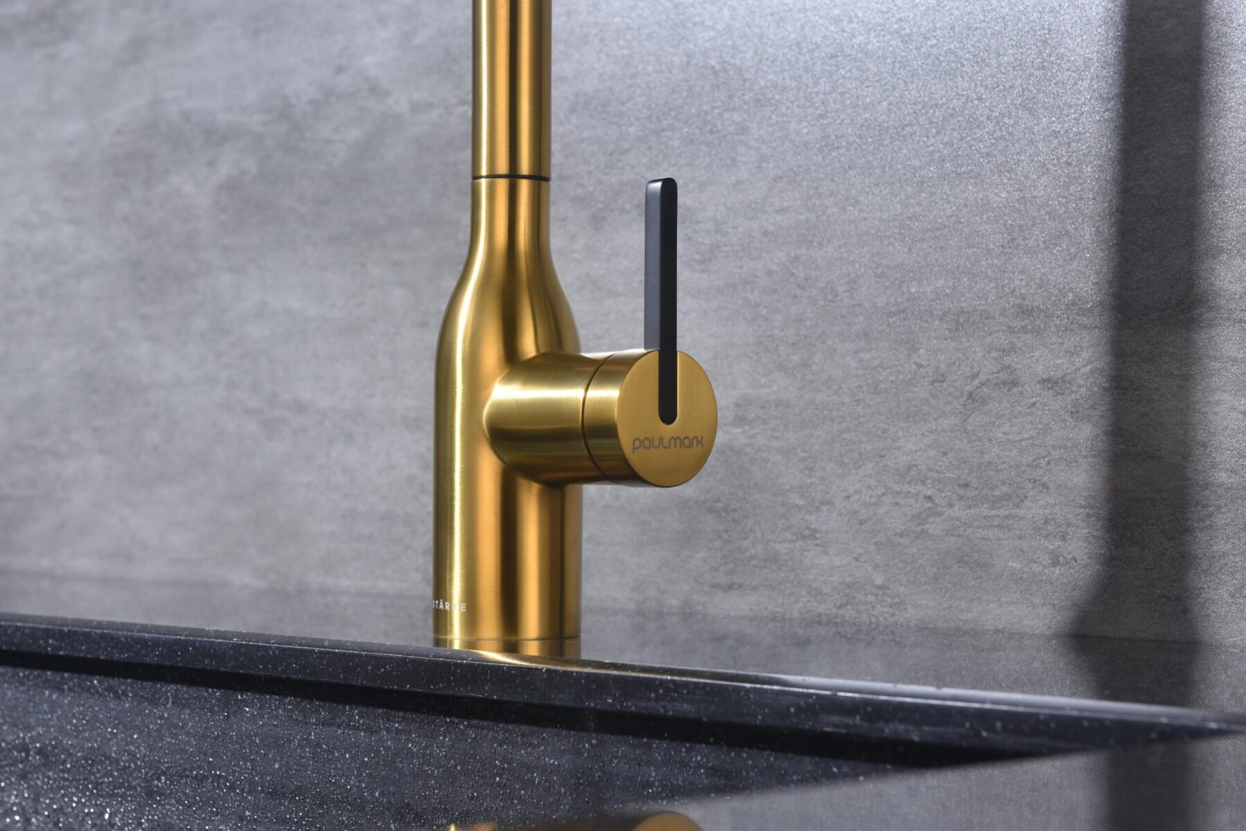 Смеситель для кухни под фильтр PAULMARK UNIVERSAL, брашированное золото, Un213880-BG — изображение 9