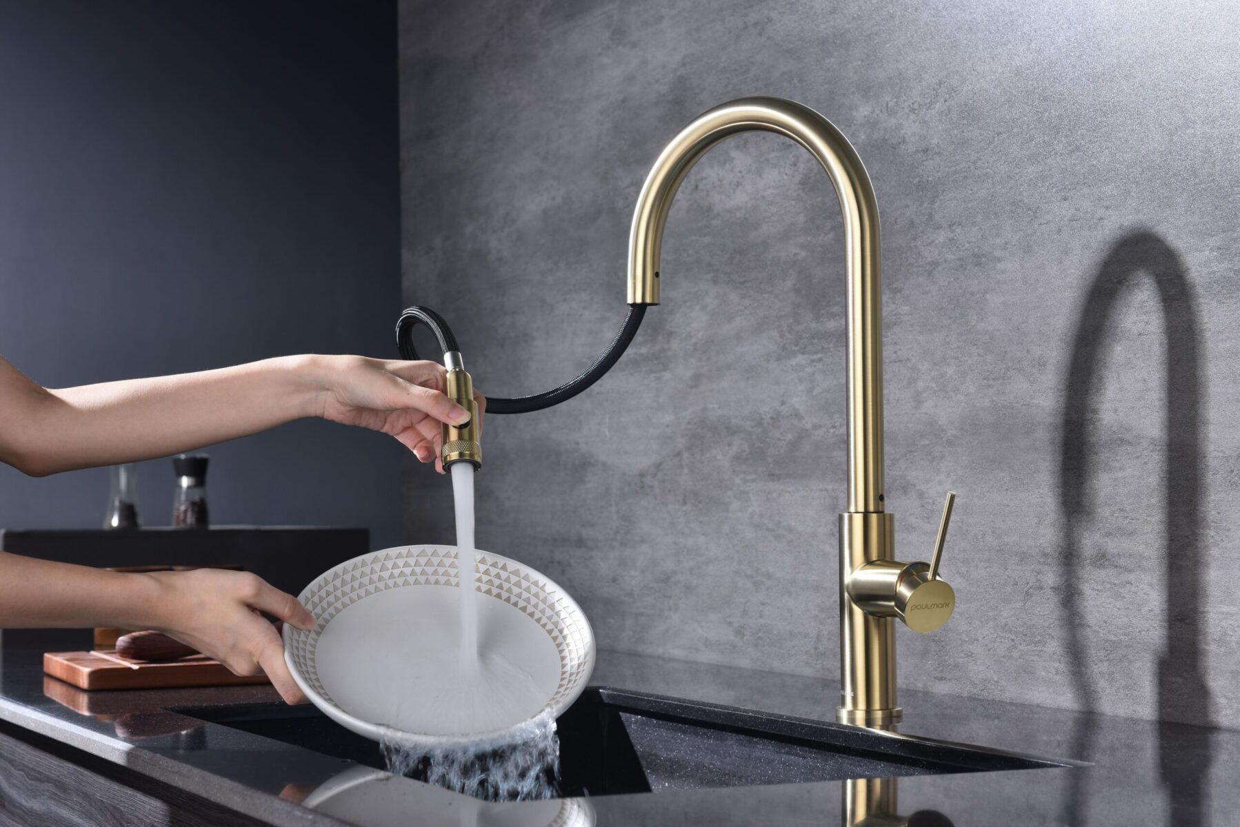 Смеситель для кухни под фильтр PAULMARK GALANT, светлое брашированное золото, Ga213077-SBG — изображение 4