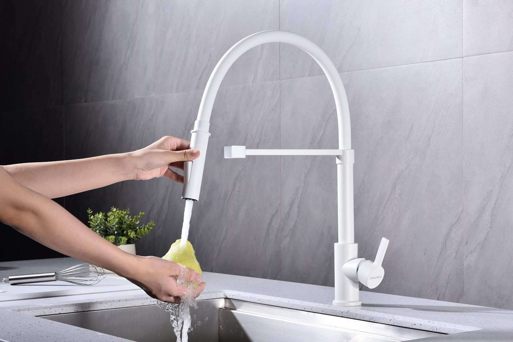 Смеситель для кухни с гибким изливом PAULMARK HALT, белый матовый, Ha214021-431 — изображение 4