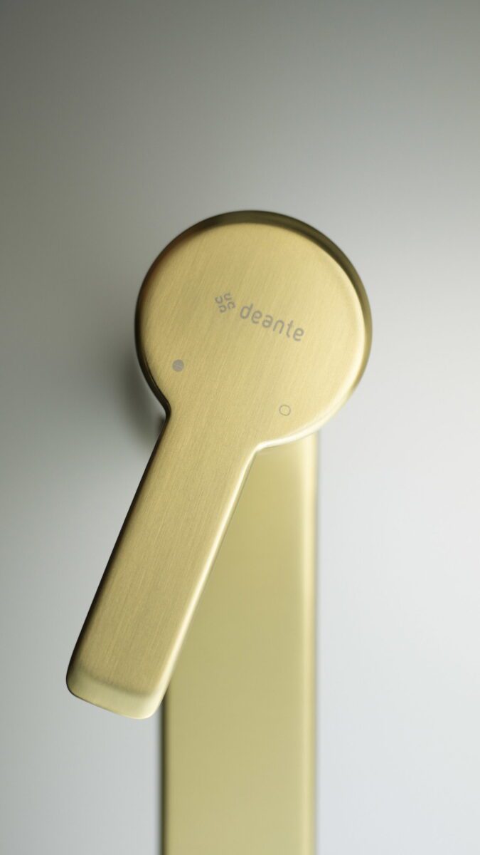 Смеситель для умывальника DEANTE ARNIKA ZLOTO BQA R20M — изображение 3