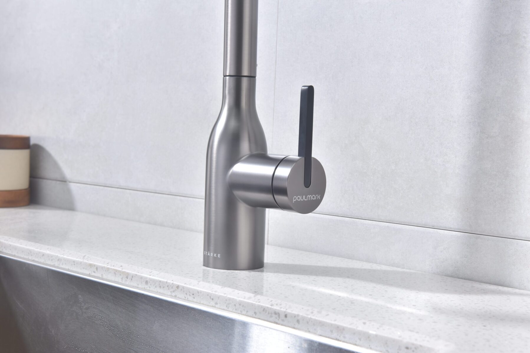 Смеситель для кухни под фильтр PAULMARK UNIVERSAL, вороненая сталь, Un213880-GM — изображение 8