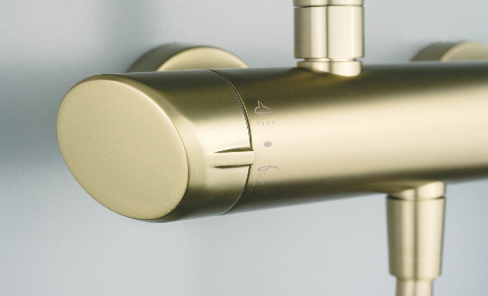 Душевая система с термостатическим смесителем DEANTE ARNIKA ZLOTO NAC R1QK — изображение 2