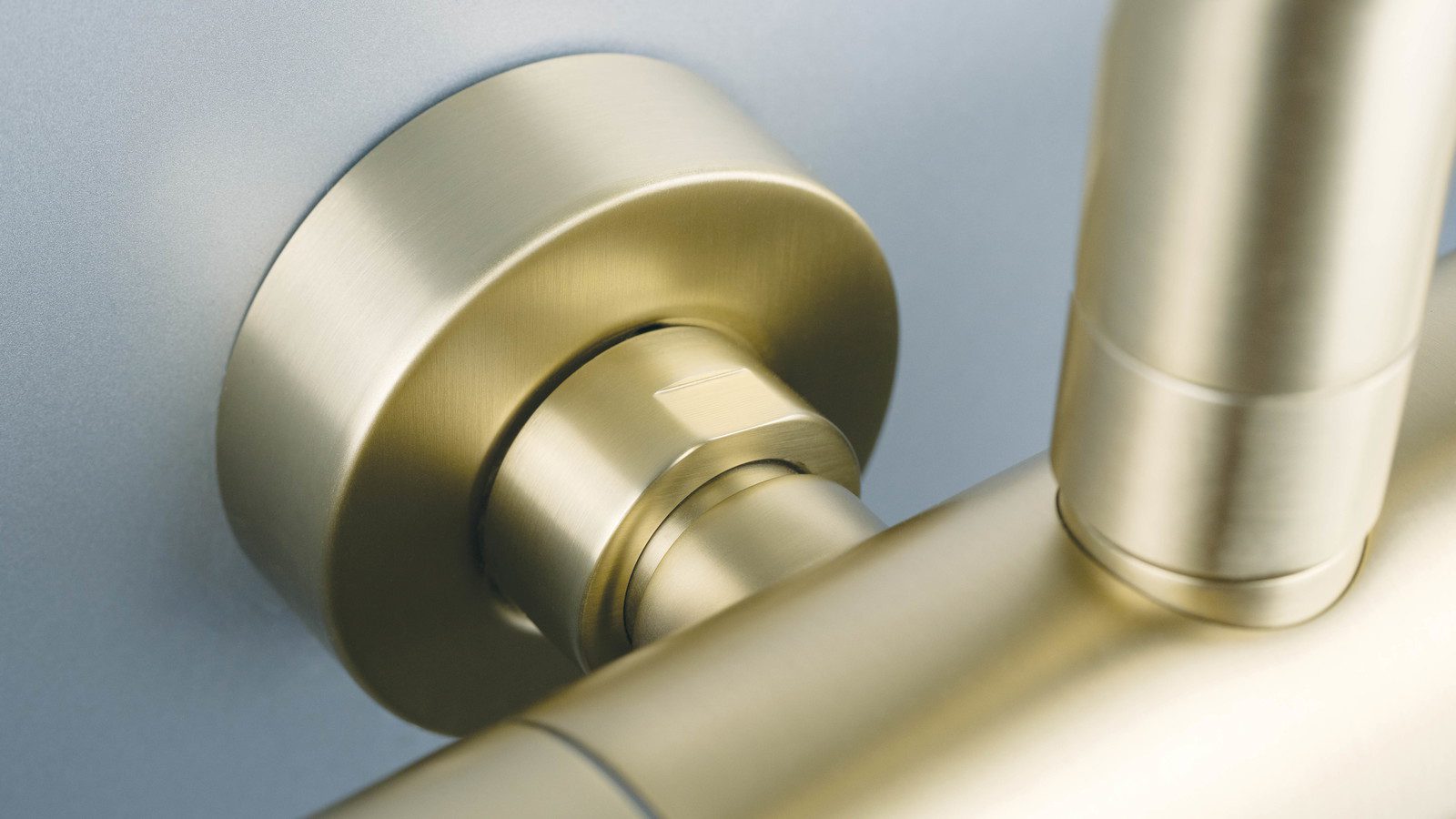 Душевая система с термостатическим смесителем DEANTE ARNIKA ZLOTO NAC R1QK — изображение 3