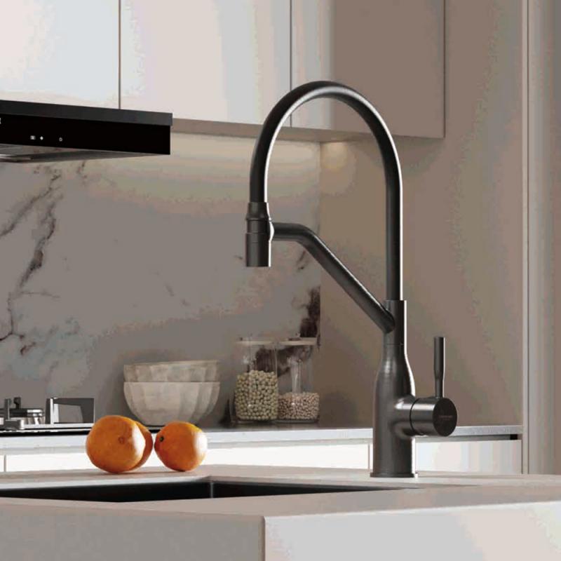 Смеситель для кухни с гибким изливом Ledeme L4798D-12, оружейная сталь/графит — изображение 3