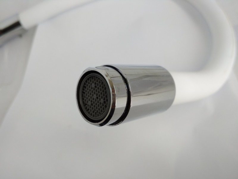 Гибкий излив для кухонного смесителя Ledeme L7506-2, чёрный — изображение 4