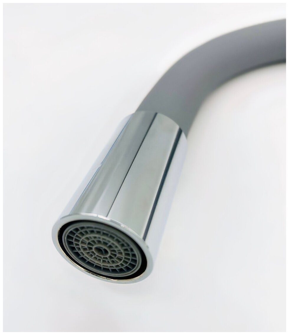 Гибкий излив для кухонного смесителя TIM C-L50-02GY, серый — изображение 4