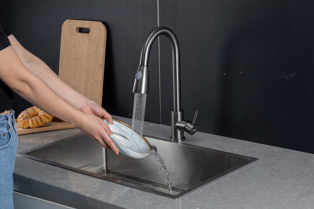 Смеситель для кухни с выдвижным изливом Frap F60991-9, оружейная сталь — изображение 9