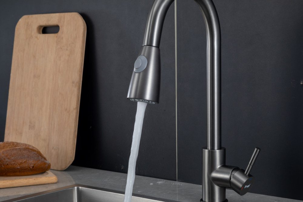 Смеситель для кухни с выдвижным изливом Frap F60991-9, оружейная сталь — изображение 7