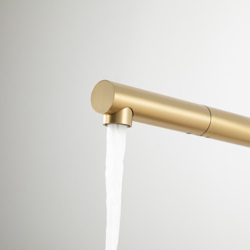 Смеситель для кухни под фильтр с выдвижным изливом Frap F4396-33, золотой сатин — изображение 4