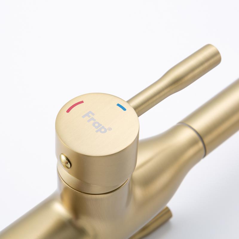 Смеситель для кухни под фильтр с выдвижным изливом Frap F4396-33, золотой сатин — изображение 11
