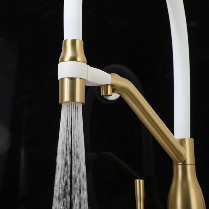 Смеситель для кухни под фильтр с гибким изливом Frap F4397-3, золотой сатин — изображение 6