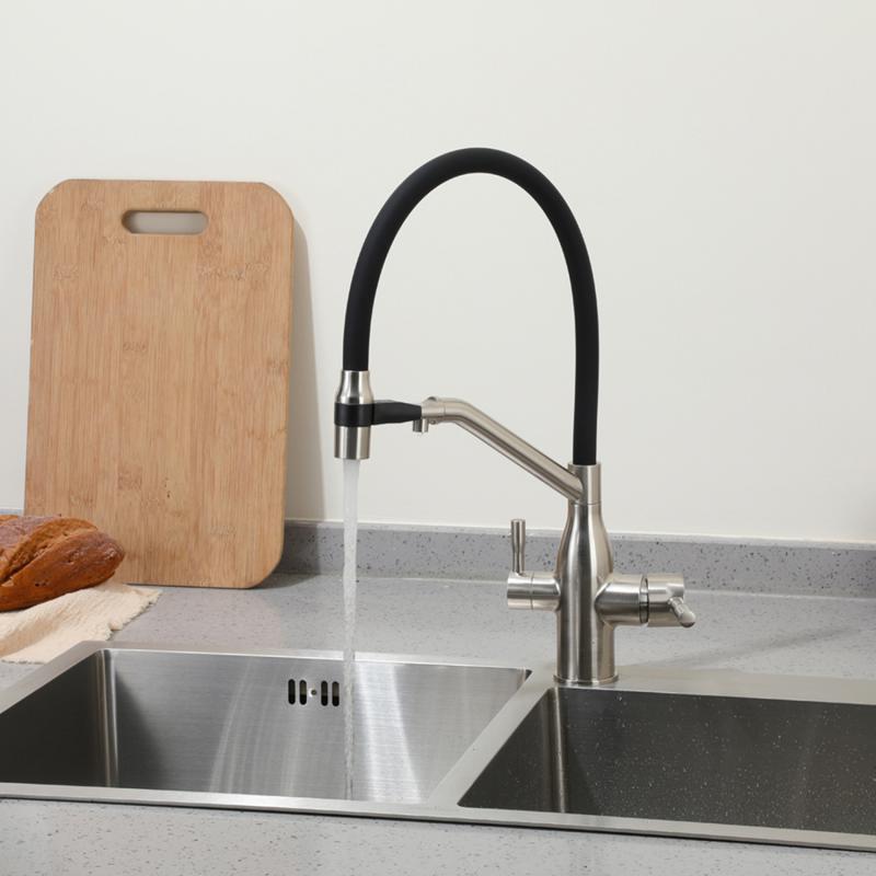 Смеситель для кухни под фильтр с гибким изливом Frap F4397-5, сатин — изображение 3