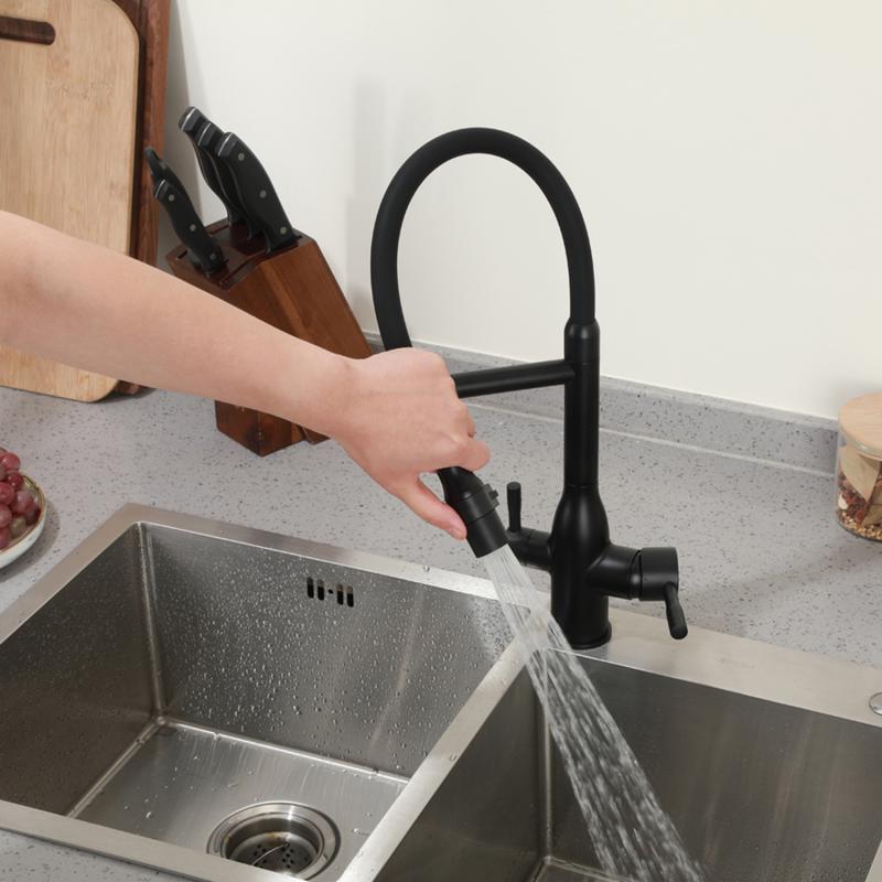 Смеситель для кухни под фильтр с гибким изливом Frap F4398-6, чёрный — изображение 9