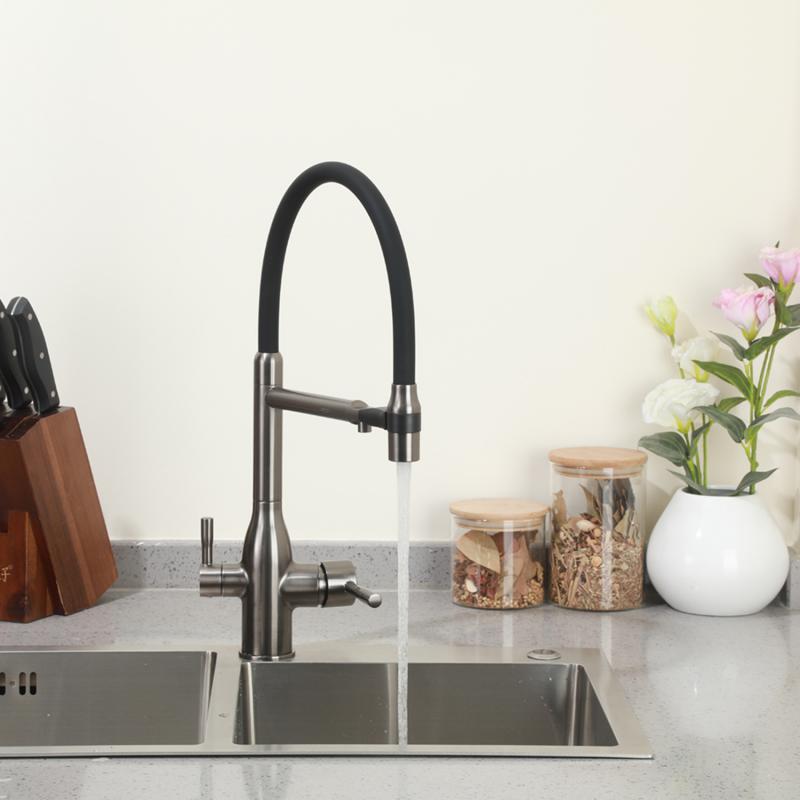 Смеситель для кухни под фильтр с гибким изливом Frap F4398-9, оружейная сталь — изображение 3