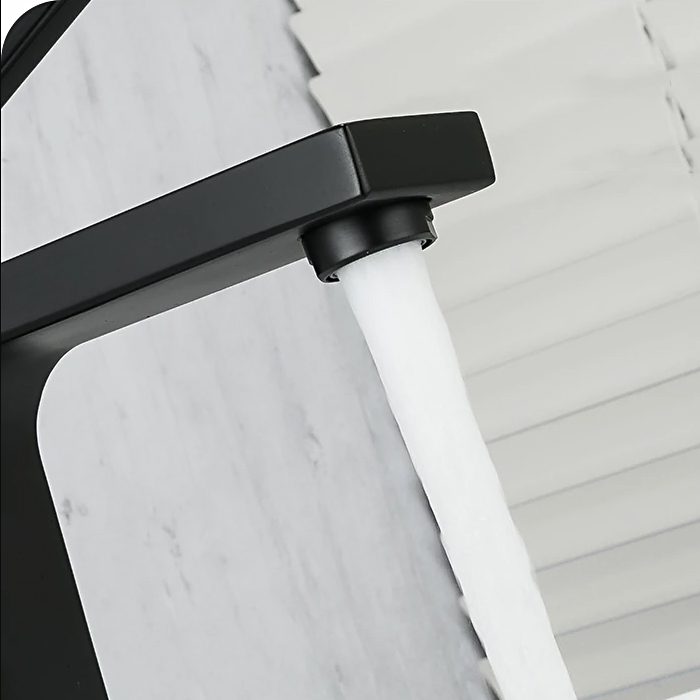 Смеситель для умывальника Gappo G1017-6, чёрный — изображение 8