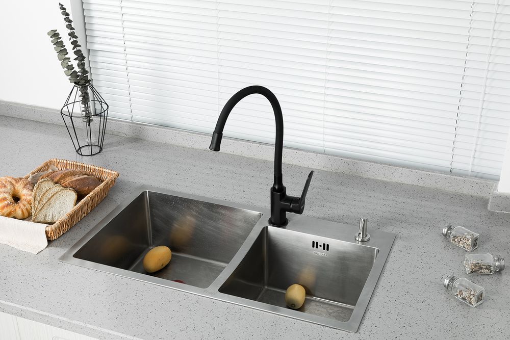 Смеситель для кухни с гибким изливом Frap F4462, чёрный — изображение 3