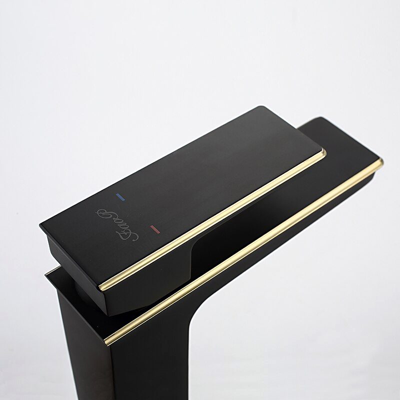 Смеситель для умывальника Faop A1006-6, чёрный/золото — изображение 5