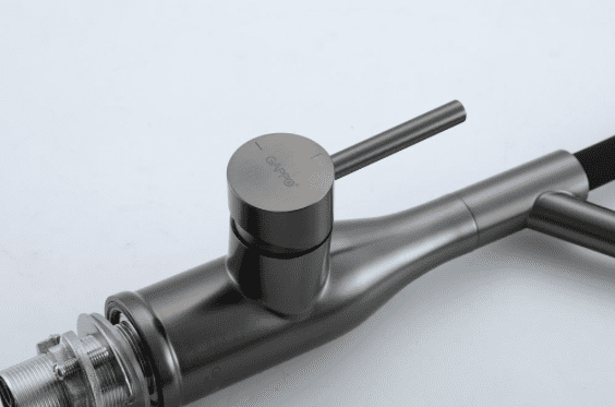 Смеситель для кухни с гибким изливом Gappo G4098-19, оружейная сталь — изображение 4