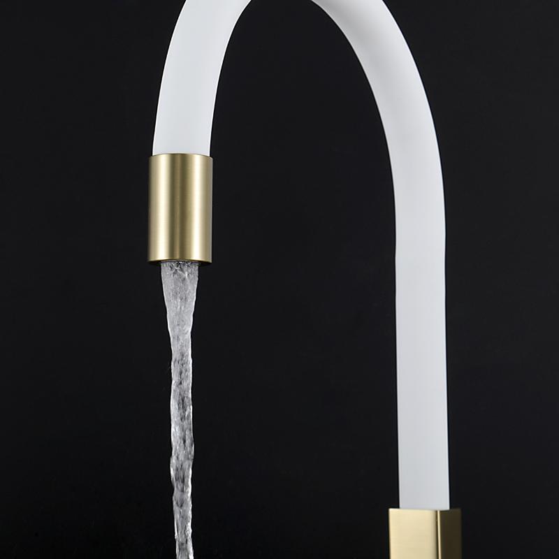 Смеситель для кухни под фильтр с гибким изливом Gappo G4395-33, золотой сатин — изображение 12