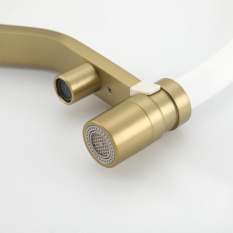 Смеситель для кухни под фильтр с гибким изливом Gappo G4395-63, золотой сатин — изображение 5