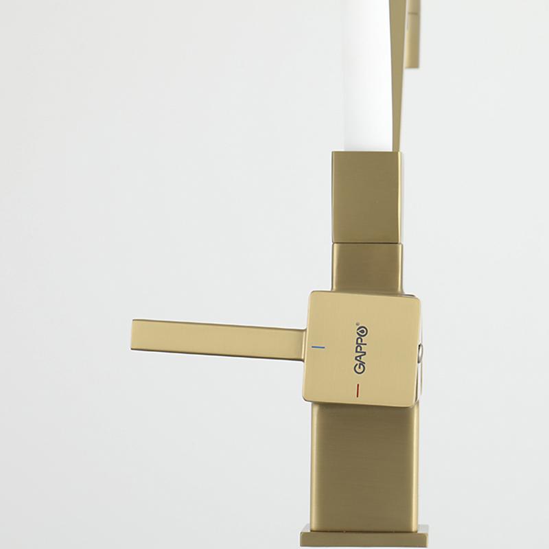 Смеситель для кухни под фильтр с гибким изливом Gappo G4395-63, золотой сатин — изображение 8