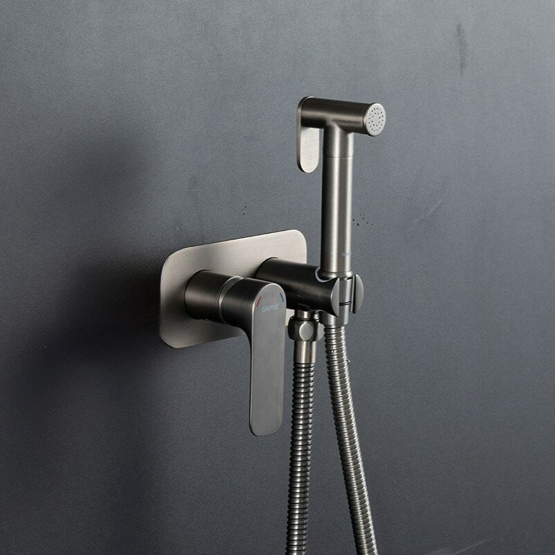 Смеситель скрытого монтажа для гигиенического душа Gappo G7248-92, оружейная сталь — изображение 8