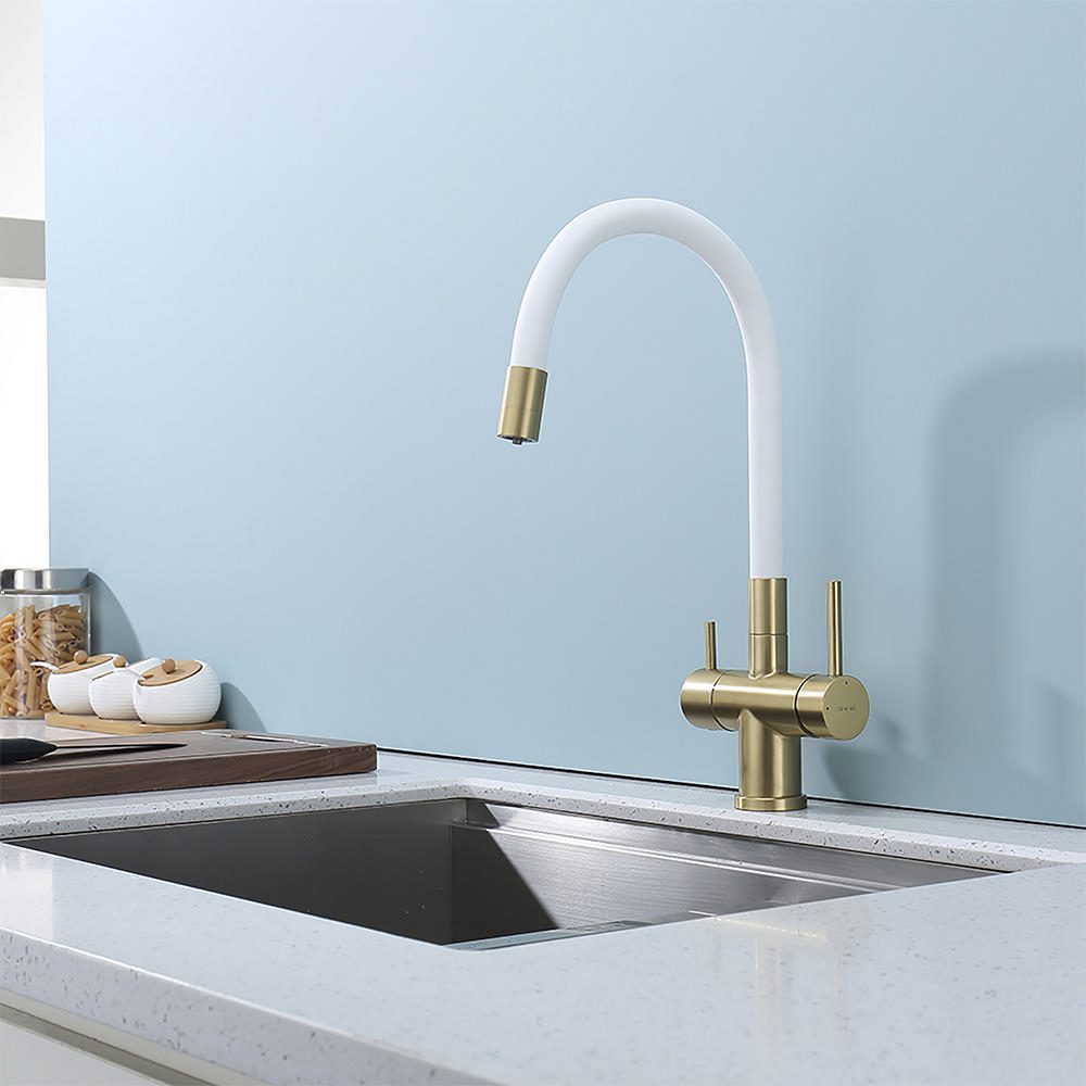 Смеситель для кухни под фильтр с гибким изливом Splenka S70.64.03, золотой сатин — изображение 2