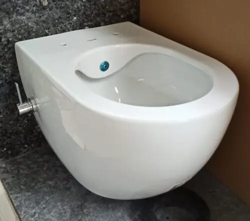 Унитаз подвесной с функцией биде Creavit Free, FE322-34CB00E-0002