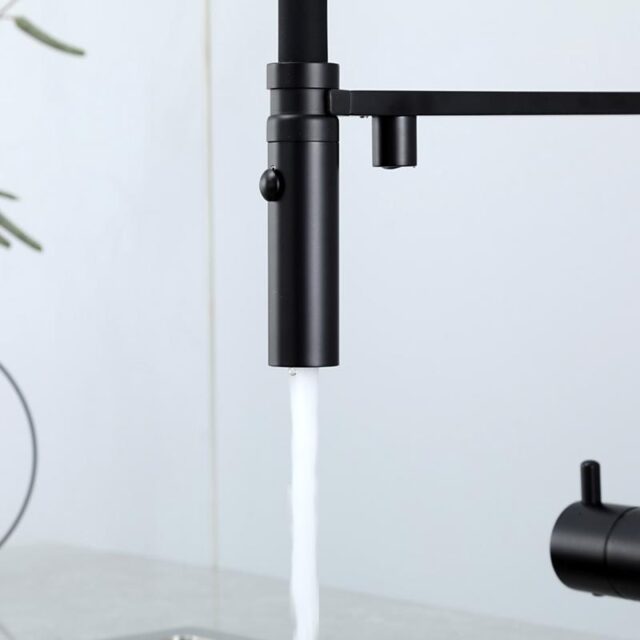 Смеситель для кухни под фильтр с гибким изливом Gappo G4397-86, чёрный — изображение 5
