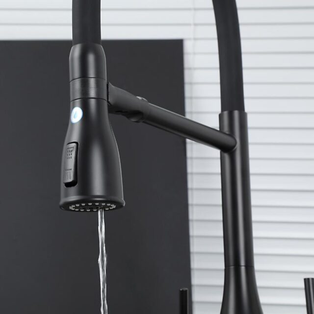 Смеситель для кухни под фильтр с гибким изливом Gappo G4399-76, чёрный — изображение 10
